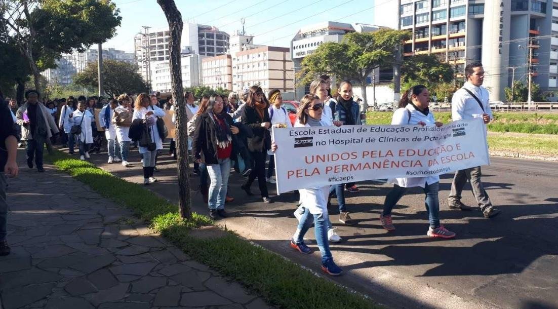 Mudan&ccedil;a de pr&eacute;dio de Escola T&eacute;cnica de Sa&uacute;de provoca mobiliza&ccedil;&atilde;o em Porto Alegre 