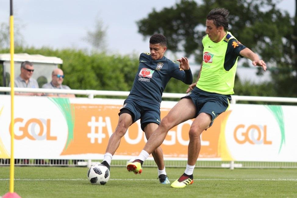 Brasil treinou ap&oacute;s empate com a Su&iacute;&ccedil;a