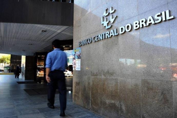 Copom do Banco Central define hoje a taxa b&aacute;sica de juros
