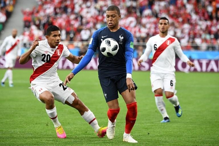 Fran&ccedil;a e Peru se enfrentam pelo Grupo C	