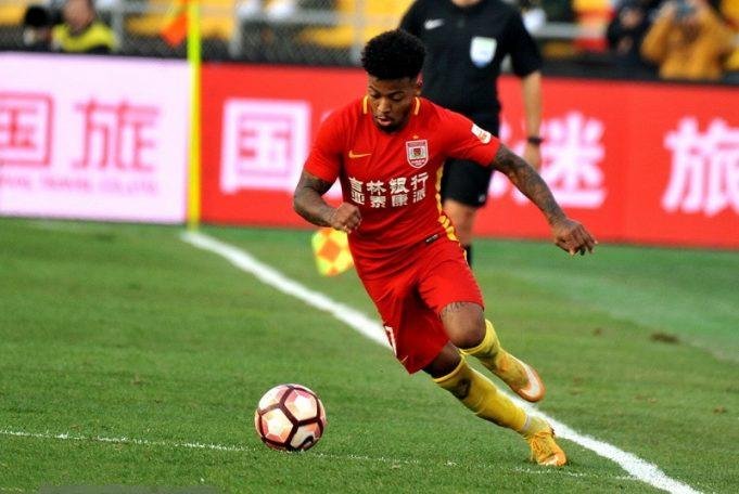 Jogador de 28 anos foi sondado em 2017, mas acabou no futebol chin&ecirc;s