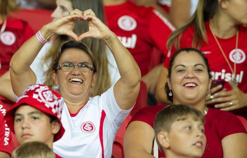 Entrada &eacute; franca e, segundo nota, todas as coloradas est&atilde;o convidadas para o encontro