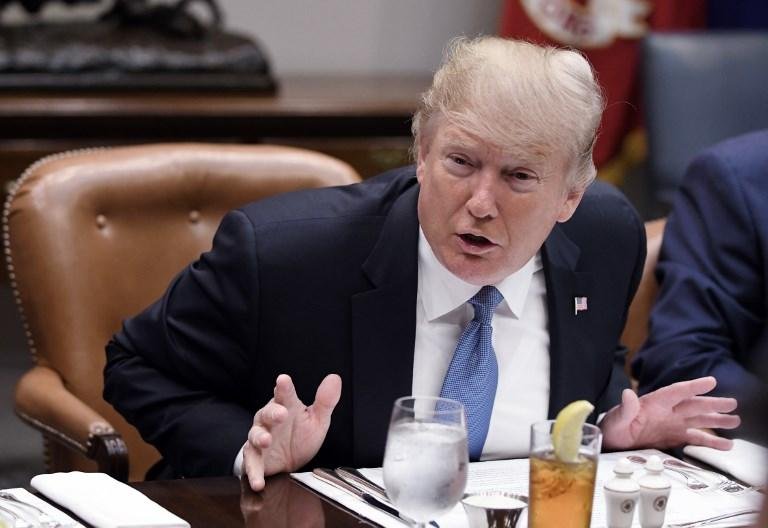 Presidente norte-americano defendeu postura dura de seu governo no Twitter