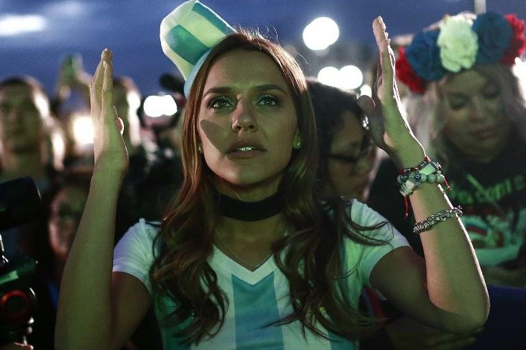 Torcida argentina lamenta derrota para Cro&aacute;cia