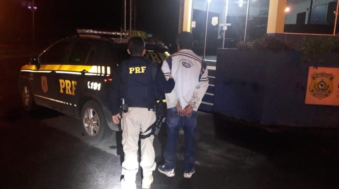 Procurado pela justi&ccedil;a &eacute; preso por suspeita de embriaguez em Eldorado do Sul 