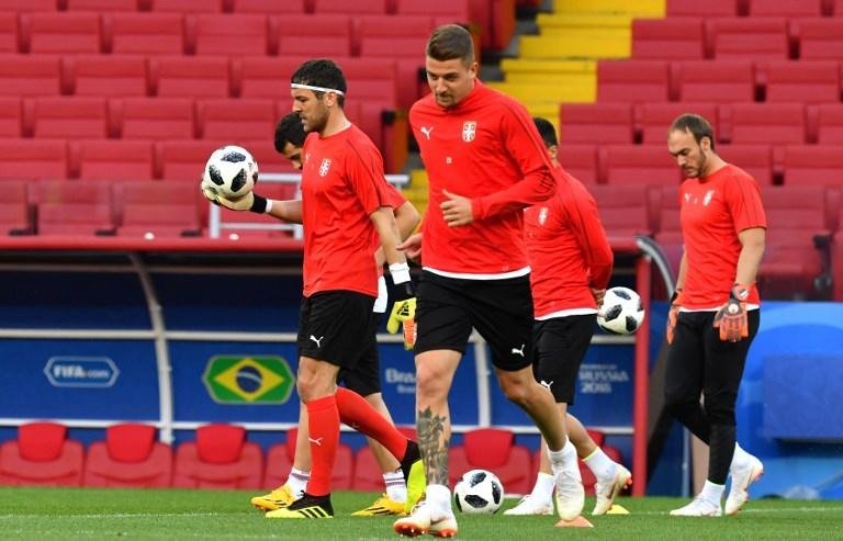 M&eacute;dia de altura da sele&ccedil;&atilde;o s&eacute;rvia &eacute; quase 10 cm maior do que brasileira