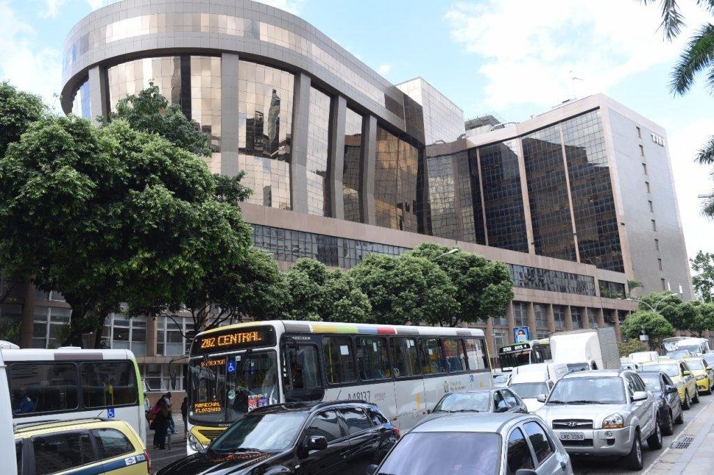 Conv&ecirc;nio previa R$ 5 milh&otilde;es para unidade que atendia apenas associados a uma entidade