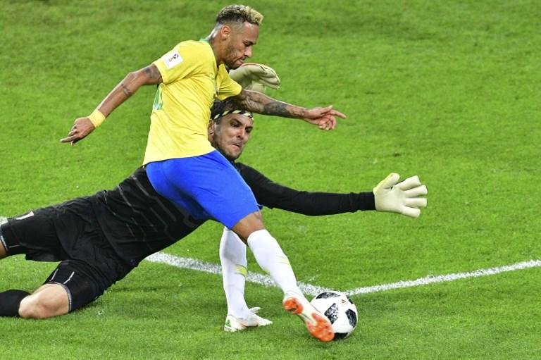 Brasil enfrenta o M&eacute;xico nas oitavas