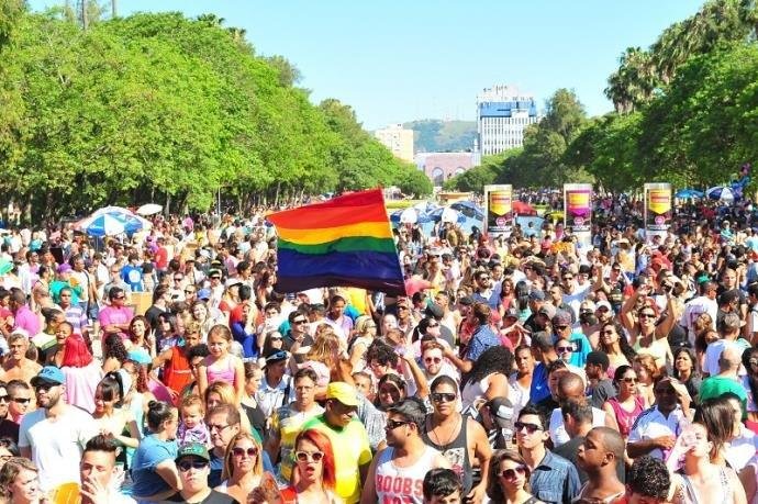 Parada de Luta LGBTI acontece neste domingo no Parque Farroupilha