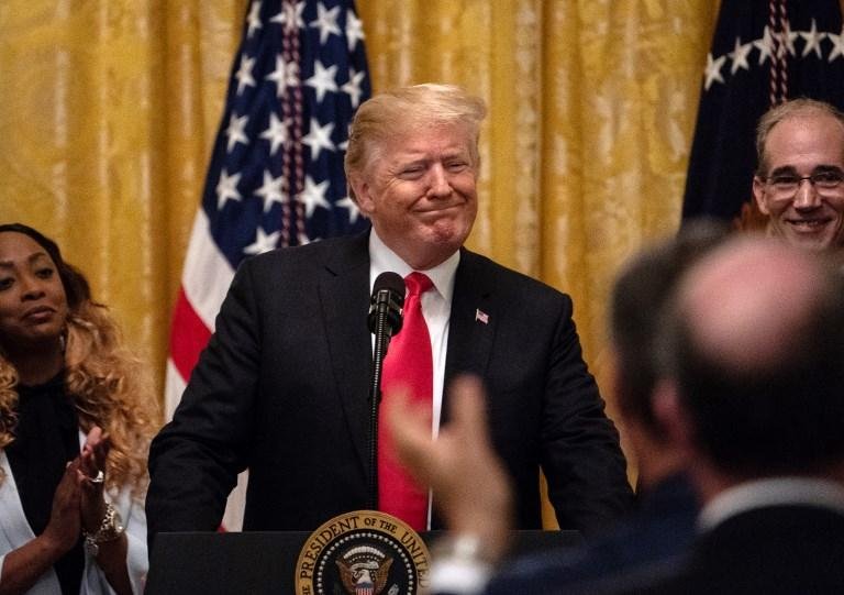 Trump comemorou medida saudita no Twitter