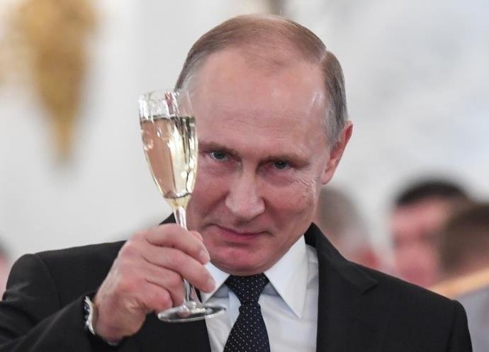 R&uacute;ssia contra-ataca ap&oacute;s ser acusada de divulgar not&iacute;cias falsas