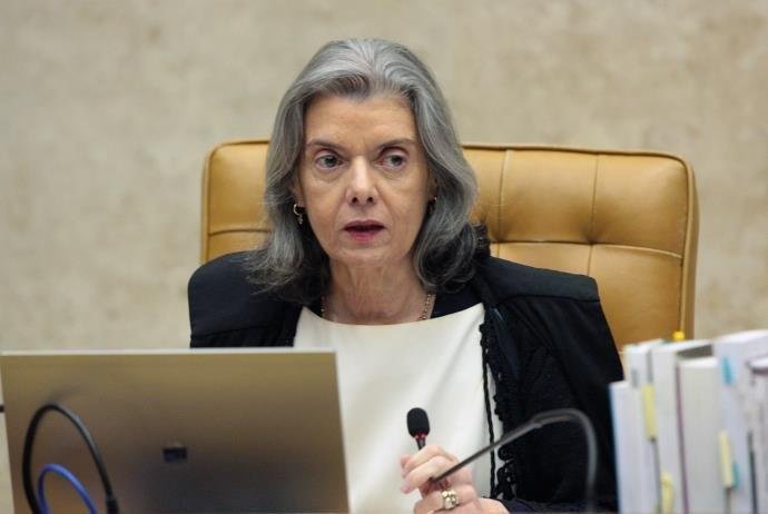 C&aacute;rmen L&uacute;cia ficar&aacute; de plant&atilde;o julgando casos urgentes durante recesso do STF