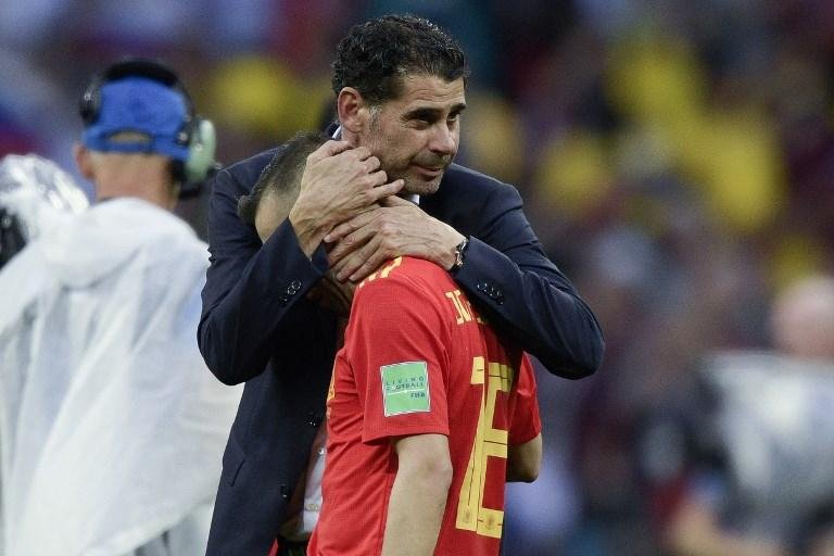 Hierro defendeu estilo de jogo espanhol ap&oacute;s elimina&ccedil;&atilde;o