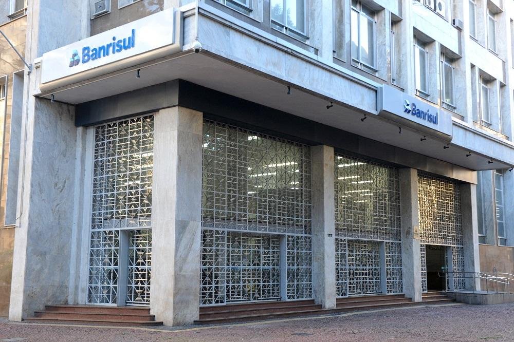 Minist&eacute;rio P&uacute;blico abre investiga&ccedil;&atilde;o sobre venda de a&ccedil;&otilde;es do Banrisul 