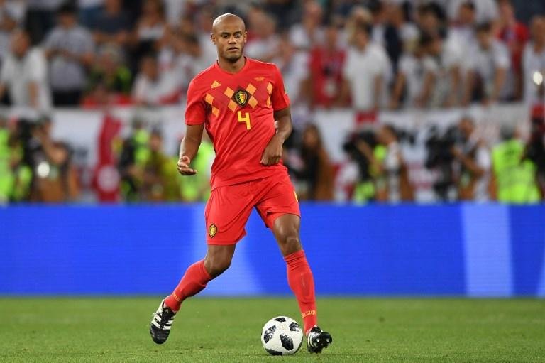 Kompany defendeu que B&eacute;lgica jogue coletivamente na sexta