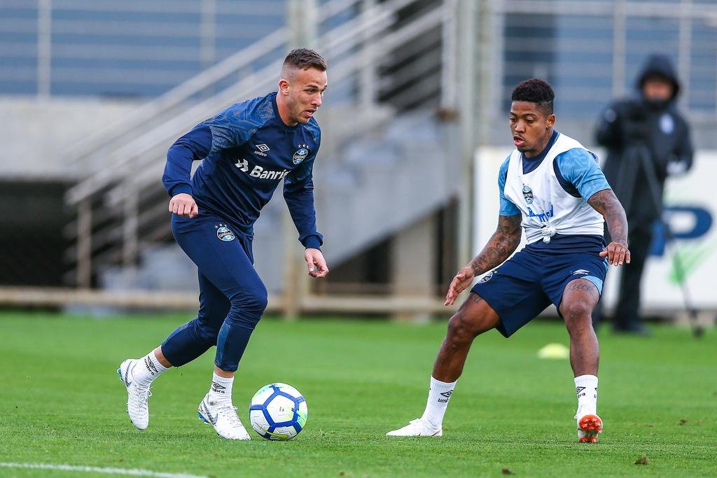 Arthur deve viajar para a Espanha nesta sexta-feira