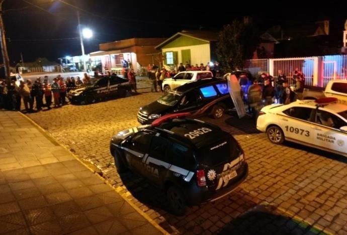 Quinto suspeito de assalto em Jaquirana &eacute; preso na ca&ccedil;amba de caminh&atilde;o em Caxias 