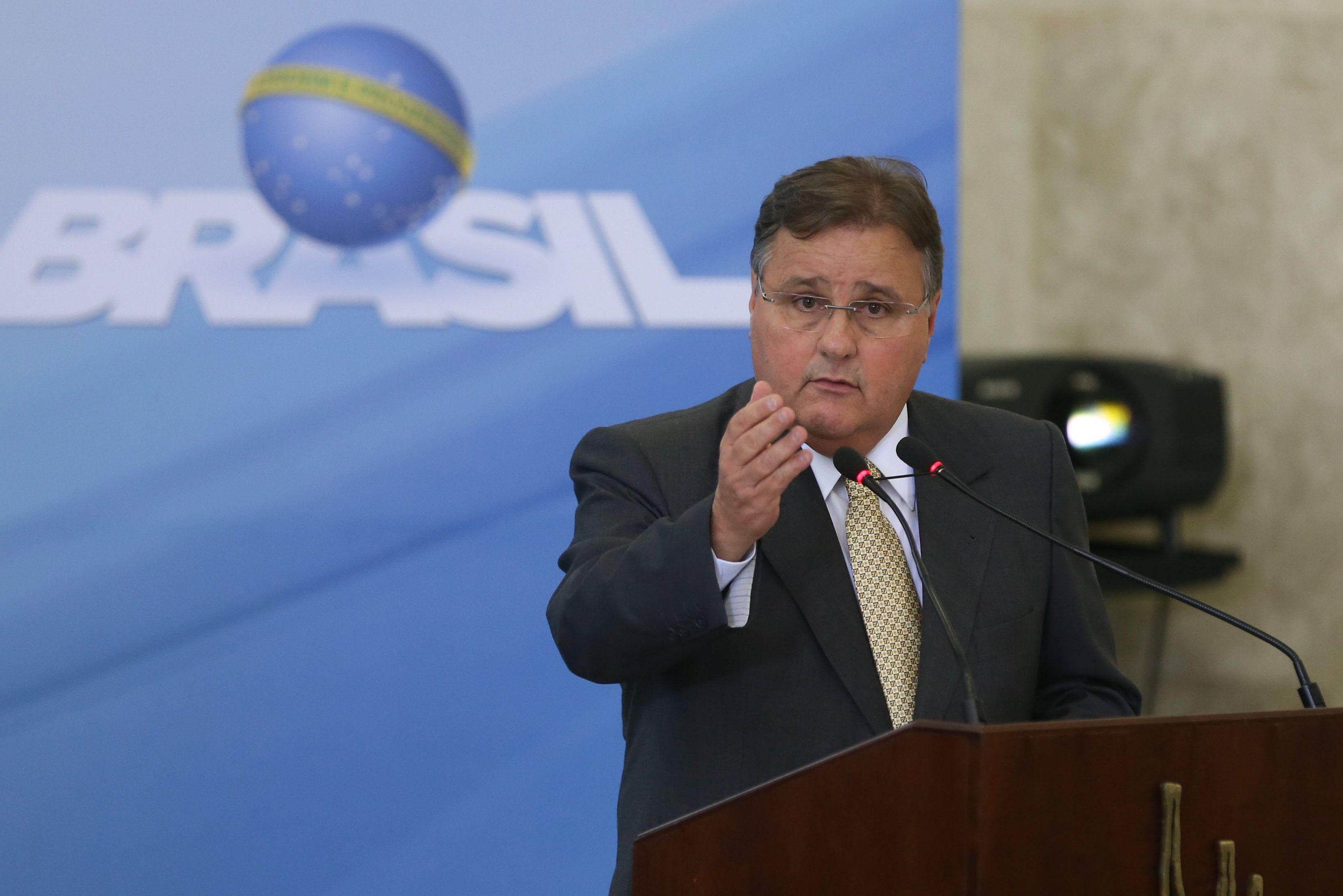 Juiz Vallisney Oliveira entendeu que n&atilde;o h&aacute; provas suficientes contra ex-ministro