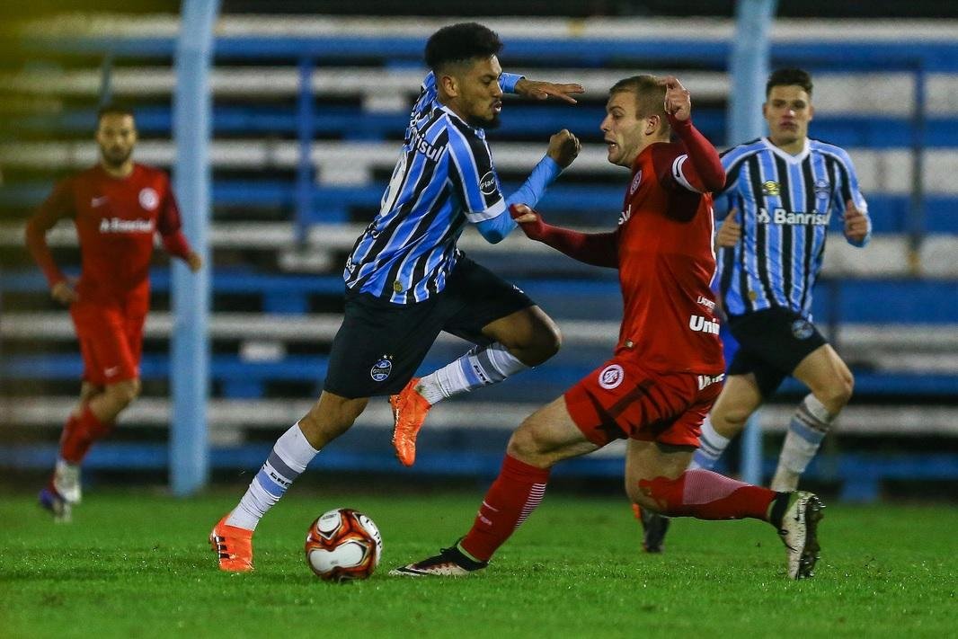 Tricolor foi melhor na etapa inicial, mas n&atilde;o conseguiu evitar 1 a 1 aos 44 minutos