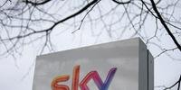 Governo britânico abre o caminho para a compra da Sky pela Fox