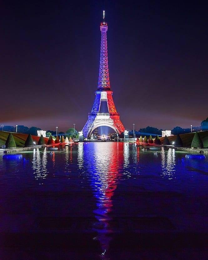 Torre Eiffel fechar&aacute; no domingo para a final da Copa