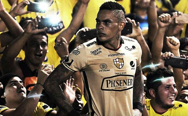 &Aacute;lvez deve chegar a Porto Alegre na sexta-feira