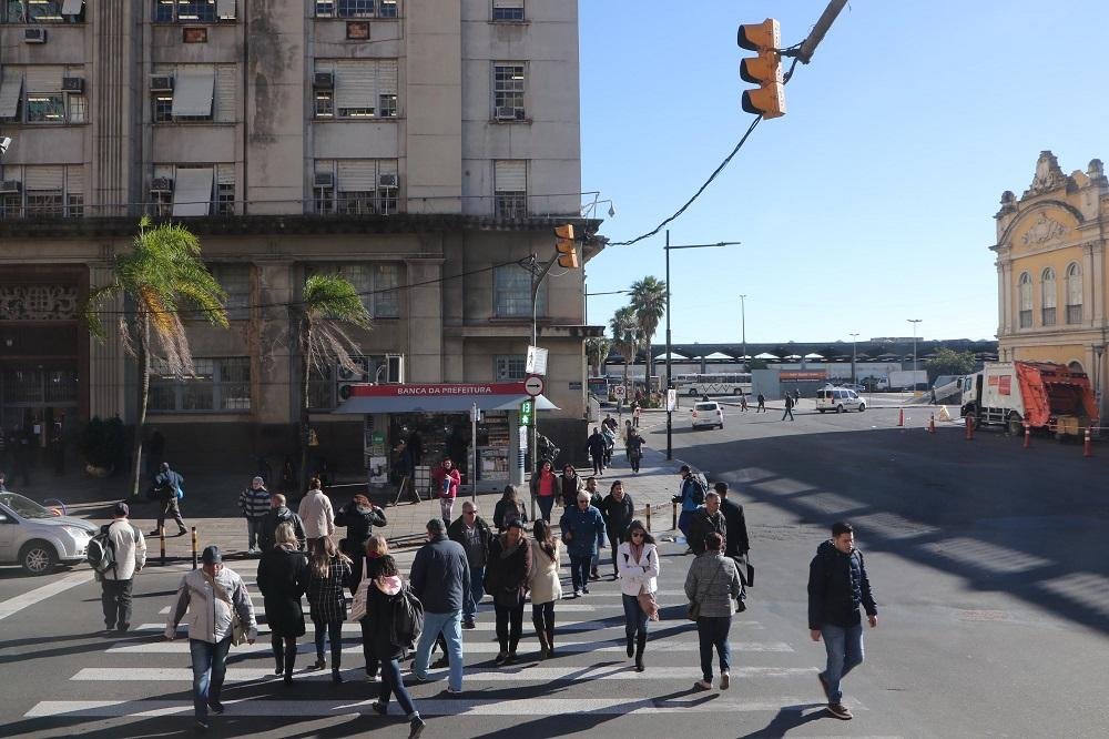 Porto Alegre ter&aacute; sexta ensolarada e tempo bom 
