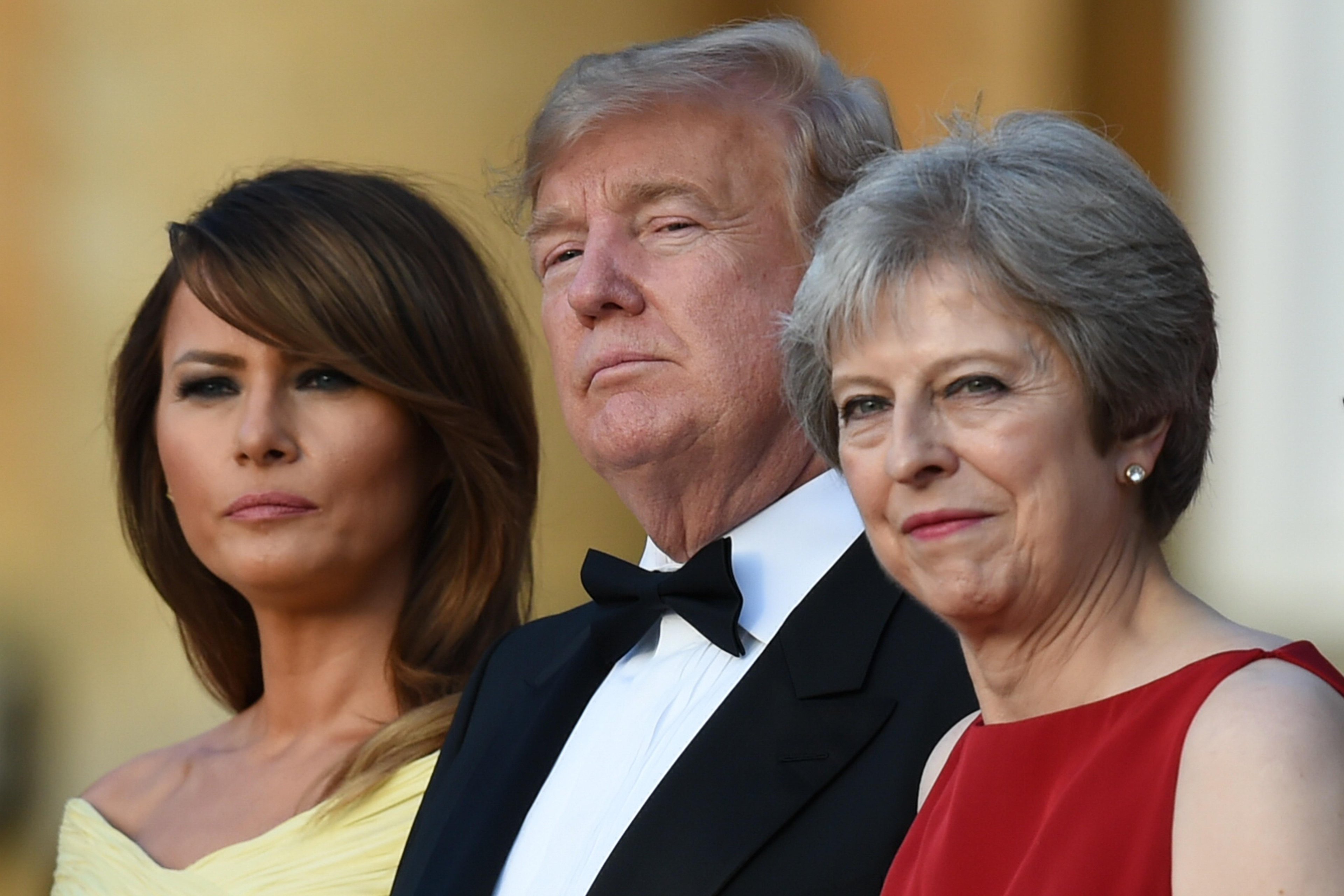 Presidente dos EUA afirmou ter "mostrado como fazer" a Theresa May, mas que n&atilde;o foi ouvido