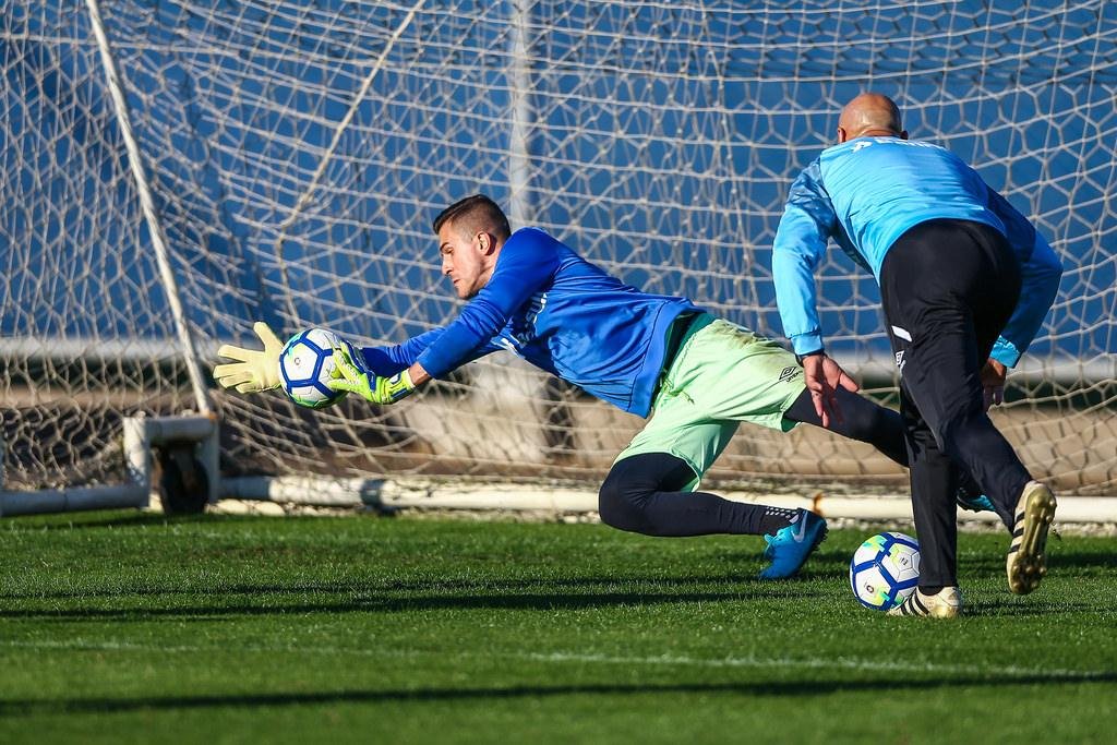 Rog&eacute;rio Godoy destacou tempo para treinamento dos goleiros do Gr&ecirc;mio