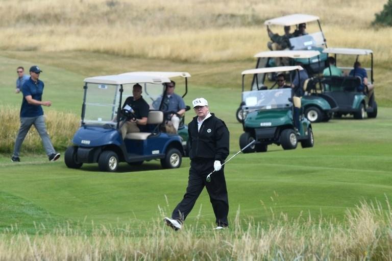 Presidente americano jogou golfe durante o final de semana