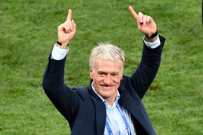 "Isto &eacute; t&atilde;o bonito, t&atilde;o maravilhoso", diz Deschamps