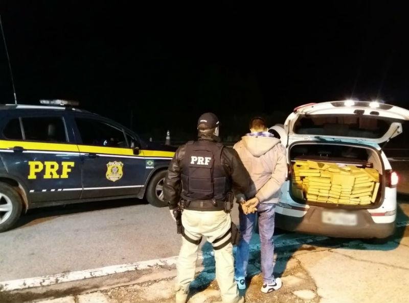 Mais de meia tonelada de droga &eacute; apreendida em Pelotas 