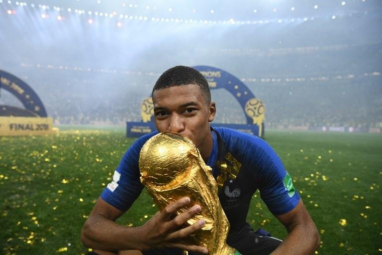 Mbapp&eacute; disse que Copa foi apenas o come&ccedil;o