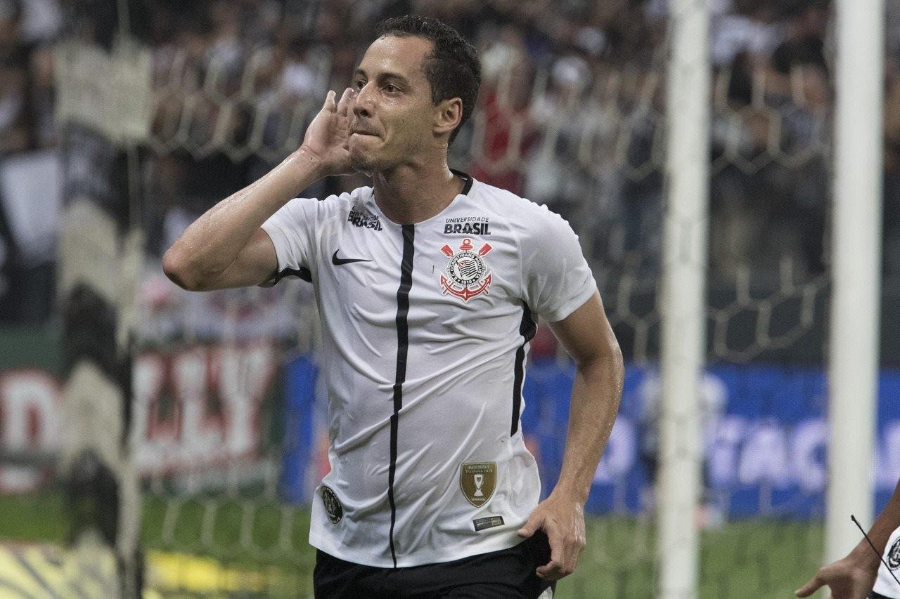 Corinthians derrotou o Botafogo no retorno ao Brasileir&atilde;o