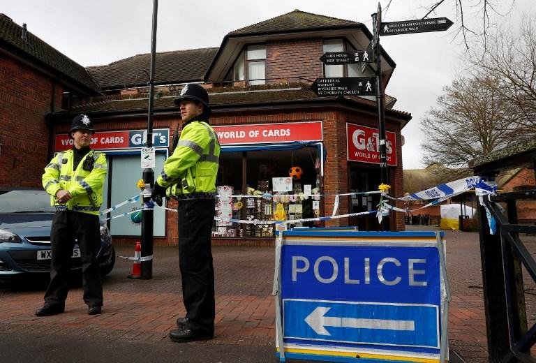 Pol&iacute;cia brit&acirc;nica diz ter identificado suspeitos do caso Skripal