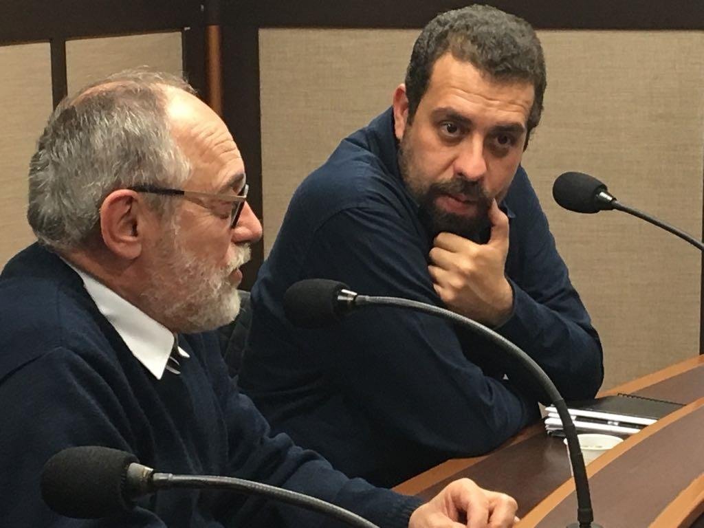 Pr&eacute;-candidato &agrave; Presid&ecirc;ncia pelo Psol participou do programa Esfera P&uacute;blica, na R&aacute;dio Gua&iacute;ba