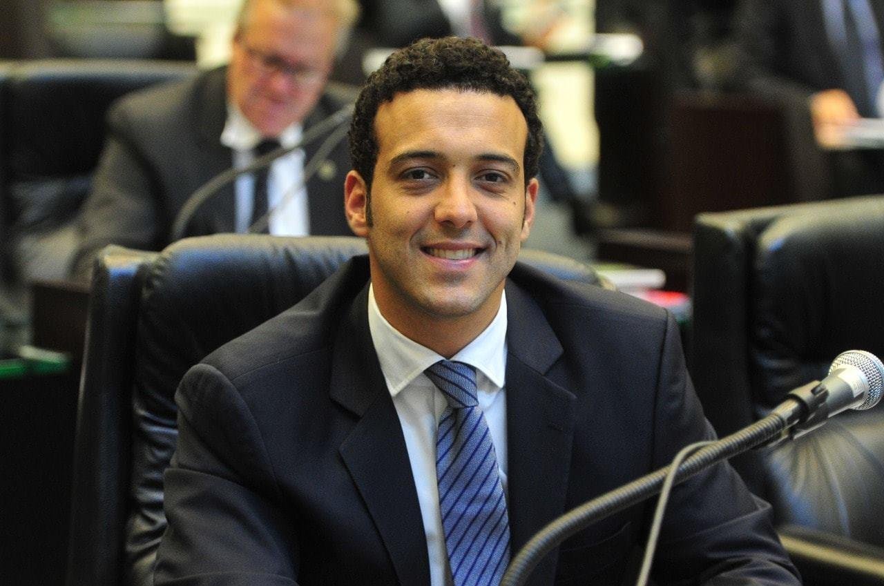 Deputado estadual Bernardo Ribas Carli morre em queda de avi&atilde;o no Paran&aacute;
