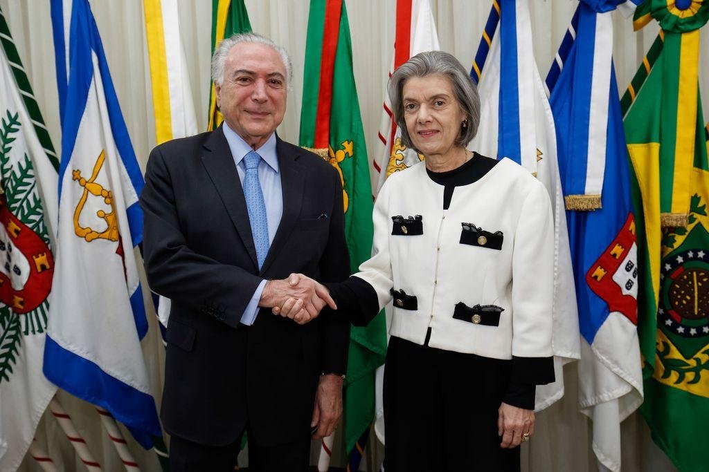 C&aacute;rmen L&uacute;cia assume Presid&ecirc;ncia da Rep&uacute;blica ap&oacute;s viagem de Temer e Maia