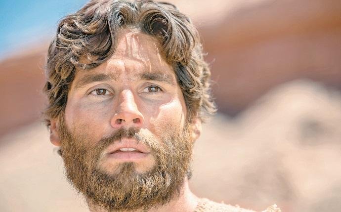 O ator Dudu Azevedo interpreta Jesus na nova produ&ccedil;&atilde;o da Record TV