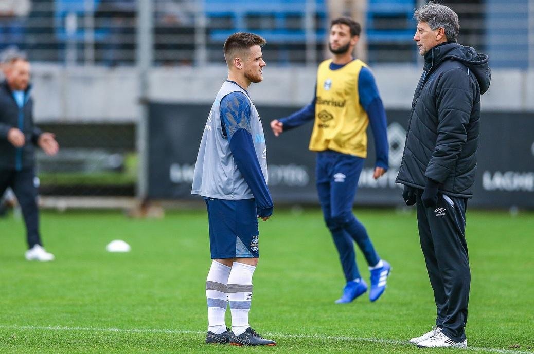 Gr&ecirc;mio aposta no di&aacute;logo para reagir no Brasileir&atilde;o 