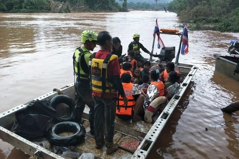 Equipes de resgate continuam em busca de desaparecidos na Indon&eacute;sia