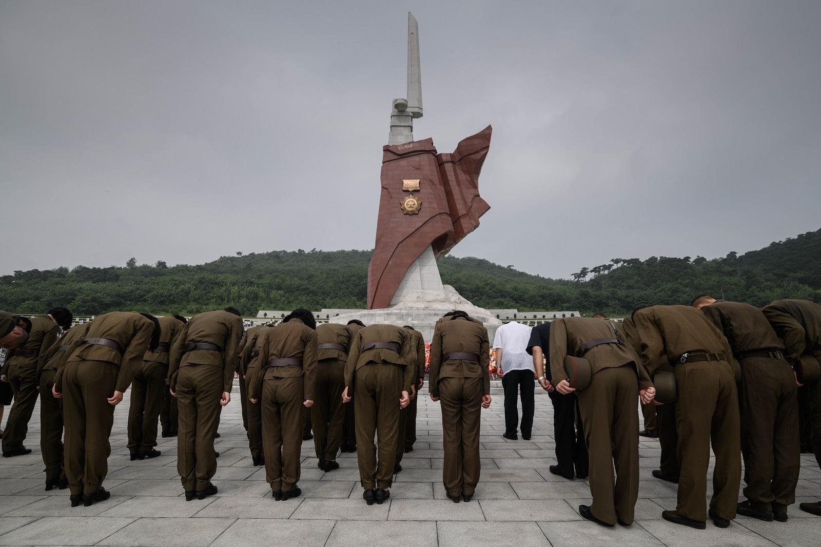 Imagens de sat&eacute;lites obtidas pelo Washington Post evidenciam armas