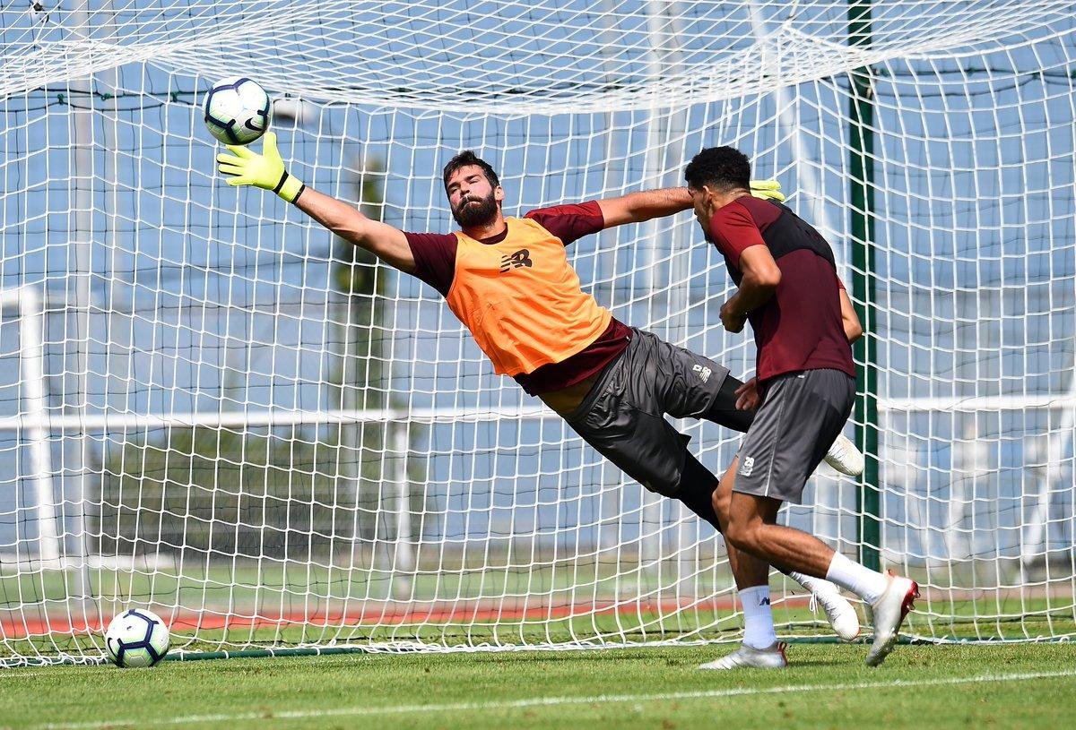 Alisson vai estrear pelo Liverpool no s&aacute;bado em amistoso
