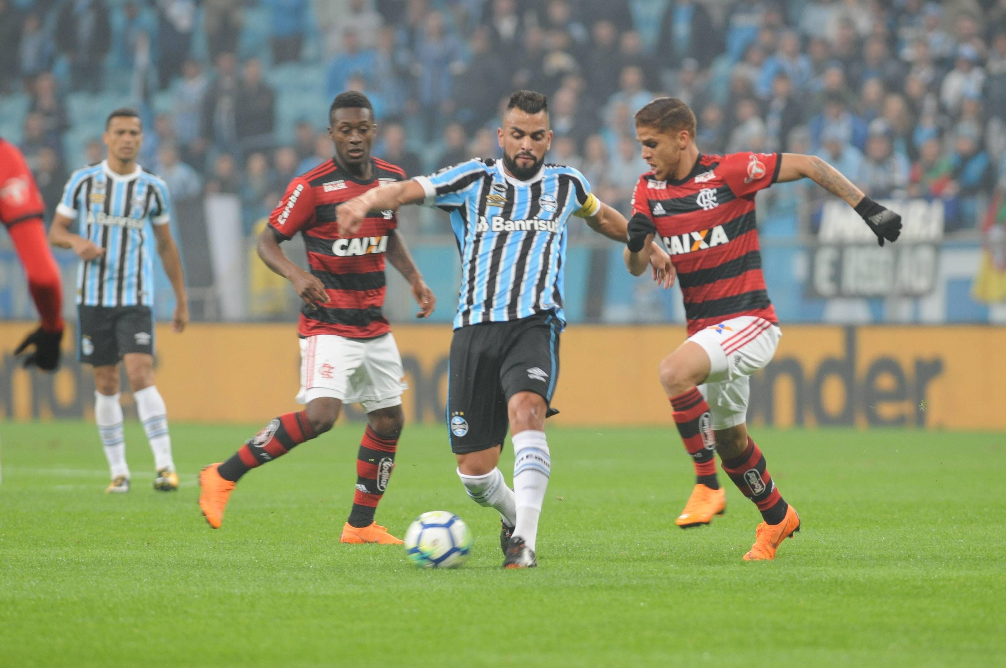 Tricolor foi totalmente dominado na segunda etapa e cedeu o 1 a 1