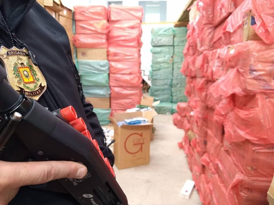 BM prende quadrilha suspeita de contrabandear cigarros do Paraguai