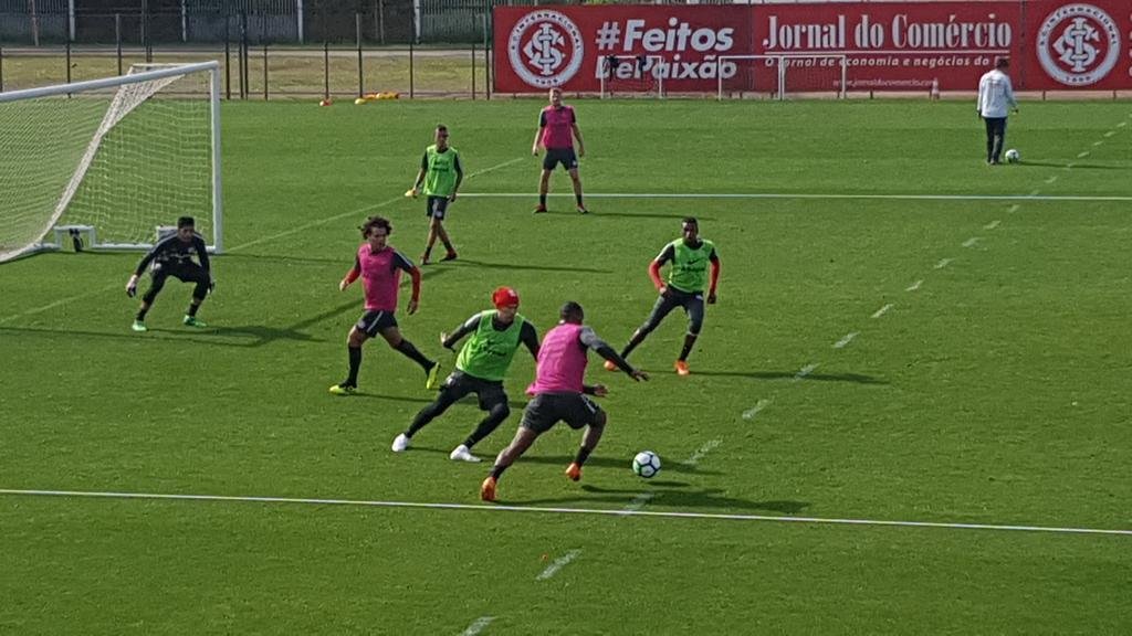 Cuesta retornou aos treinos nesta sexta-feira no Inter