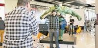 Um Hulk gigante e outros personagens estarão disponíveis para fotografias