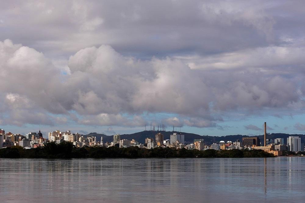 Porto Alegre ter&aacute; tempo seco neste s&aacute;bado