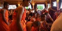 Meninos deixaram templo budista depois de 11 dias em retiro espiritual