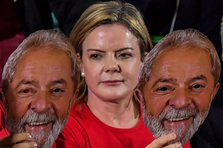 Gleisi Hoffmann refor&ccedil;ou que partido registrar&aacute; candidatura em 15 de agosto